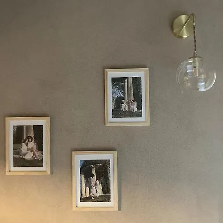 Apartment In The Mood *